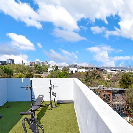The Monroe Luxury Apartments Γιοχάνεσμπουργκ Εξωτερικό φωτογραφία