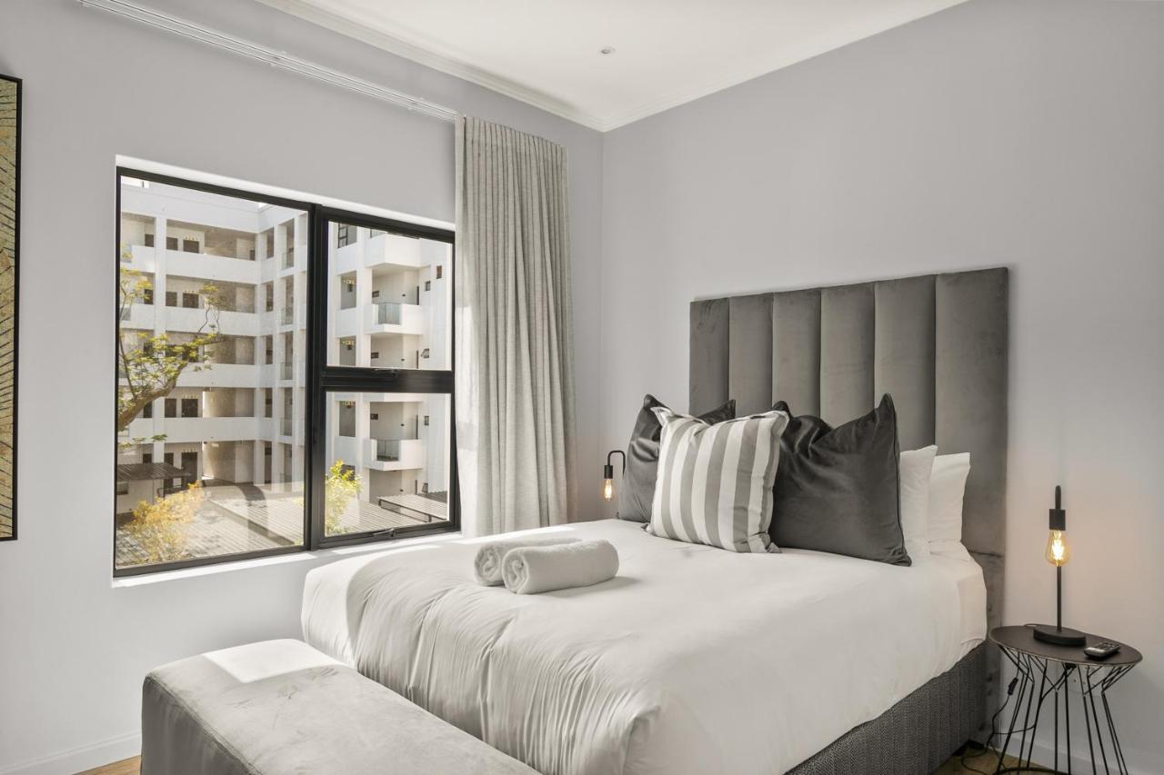 The Monroe Luxury Apartments Γιοχάνεσμπουργκ Εξωτερικό φωτογραφία